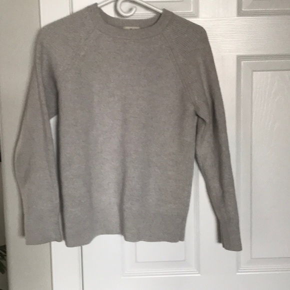 Aritzia Wilfred Constance Sweater- Gray- Size S - Picture 5 of 9